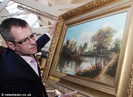 article-1369520-0B50BC8E00000578-414_468x342