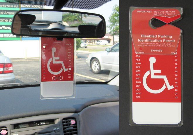 placard_cover_hanging_with_tag_4